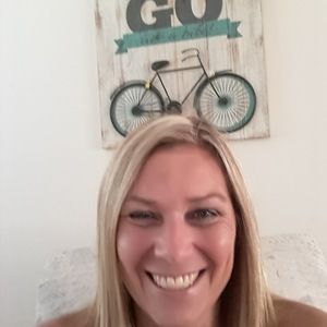 Meet your Posher, Teresa